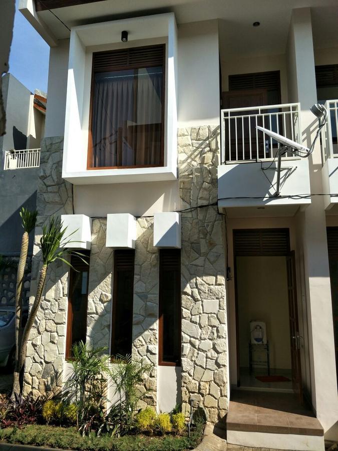 Villa Town House Batu Batu  Luaran gambar